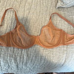 NWT Skims Bra